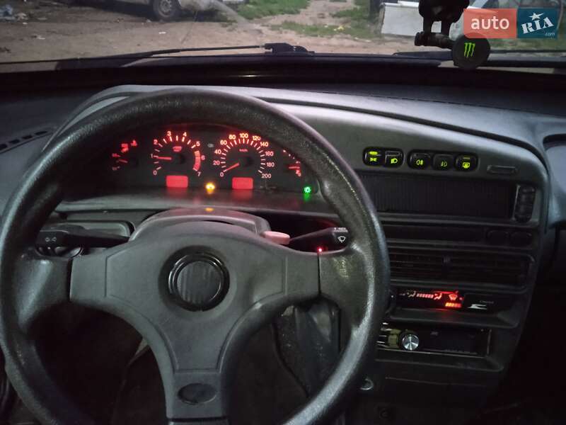 Хэтчбек ВАЗ / Lada 2113 Samara 2007 в Калуше фото 6 Хэтчбек ВАЗ / Lada 2113 Samara 2007 в Калуше