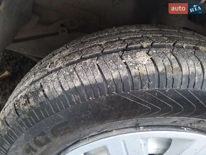 Хэтчбек ВАЗ / Lada 2113 Samara 2007 в Каменец-Подольском