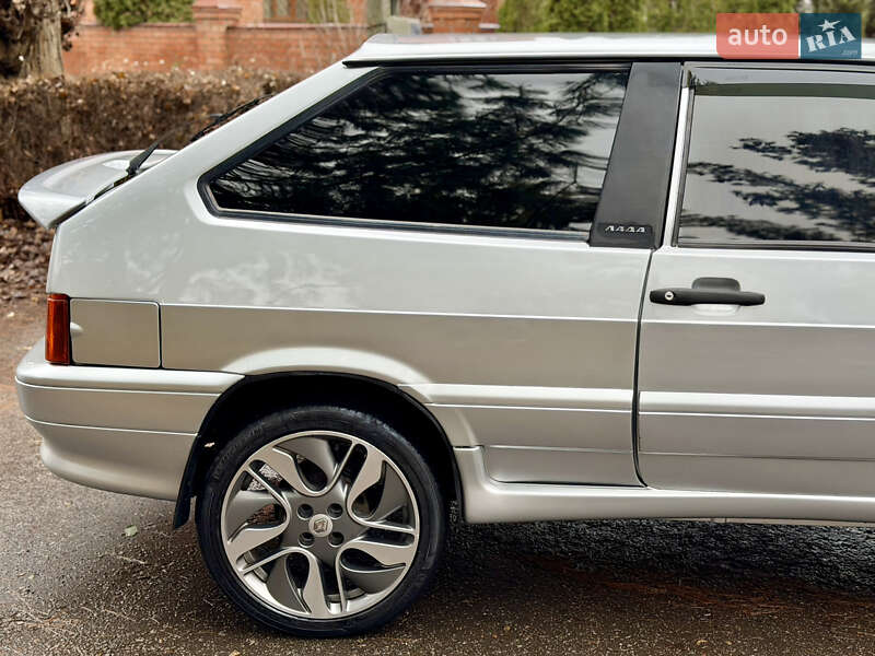 Хэтчбек ВАЗ / Lada 2113 Samara 2007 в Харькове