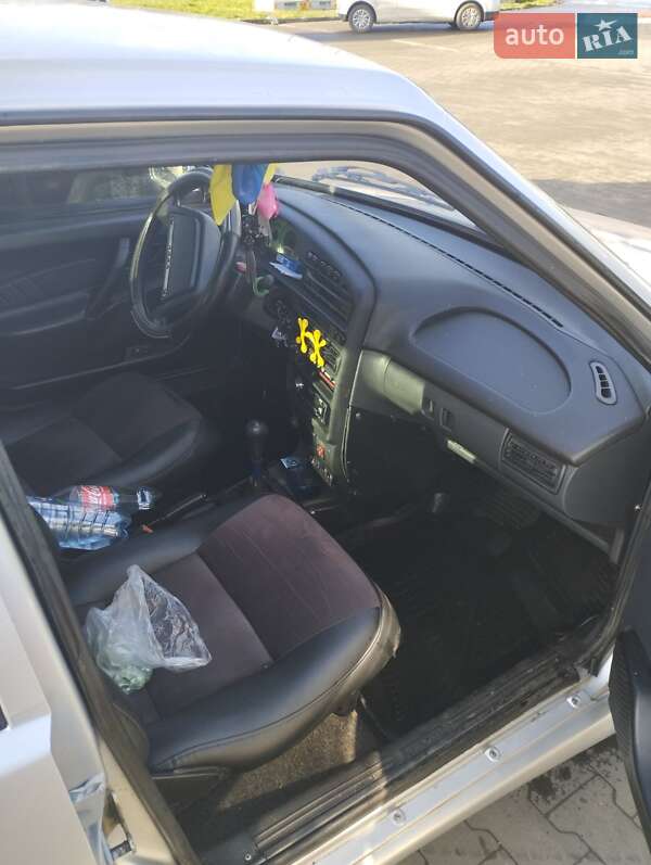 Хетчбек ВАЗ / Lada 2114 Samara 2006 в Конотопі