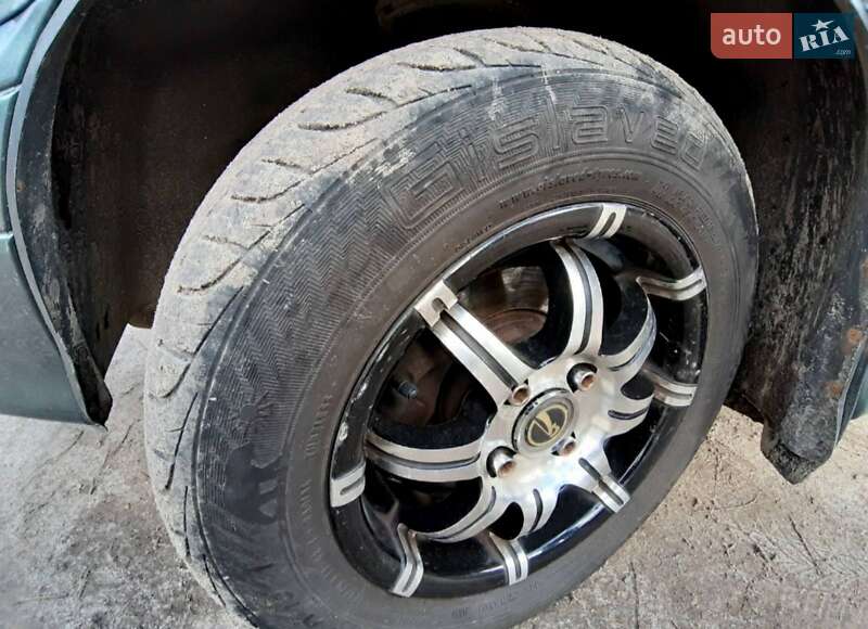 Хэтчбек ВАЗ / Lada 2114 Samara 2008 в Киеве