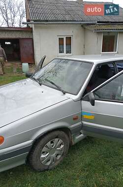 Хэтчбек ВАЗ / Lada 2114 Samara 2004 в Городке