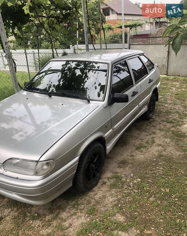 Хэтчбек ВАЗ / Lada 2114 Samara 2006 в Мукачево
