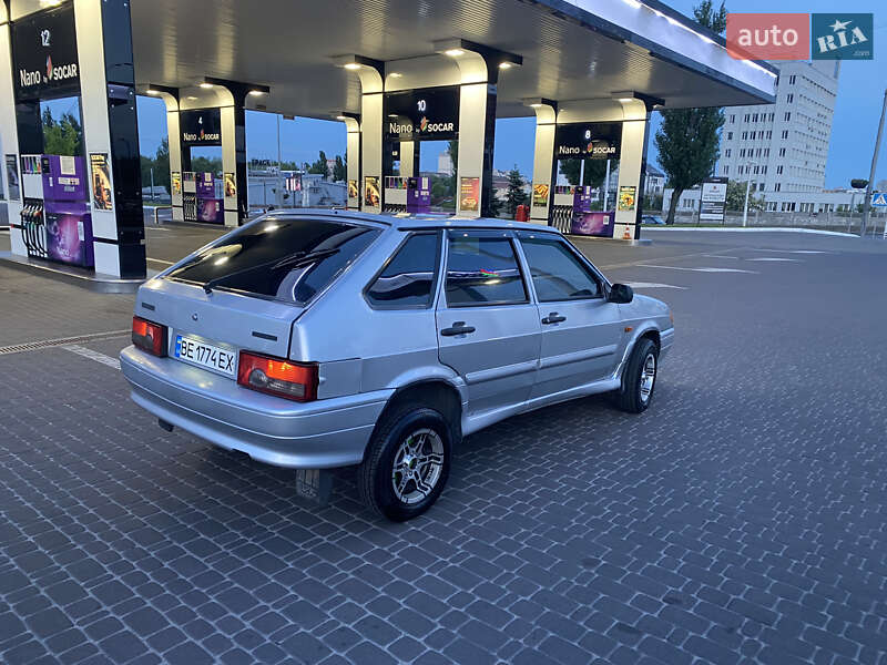 Хэтчбек ВАЗ / Lada 2114 Samara 2013 в Киеве