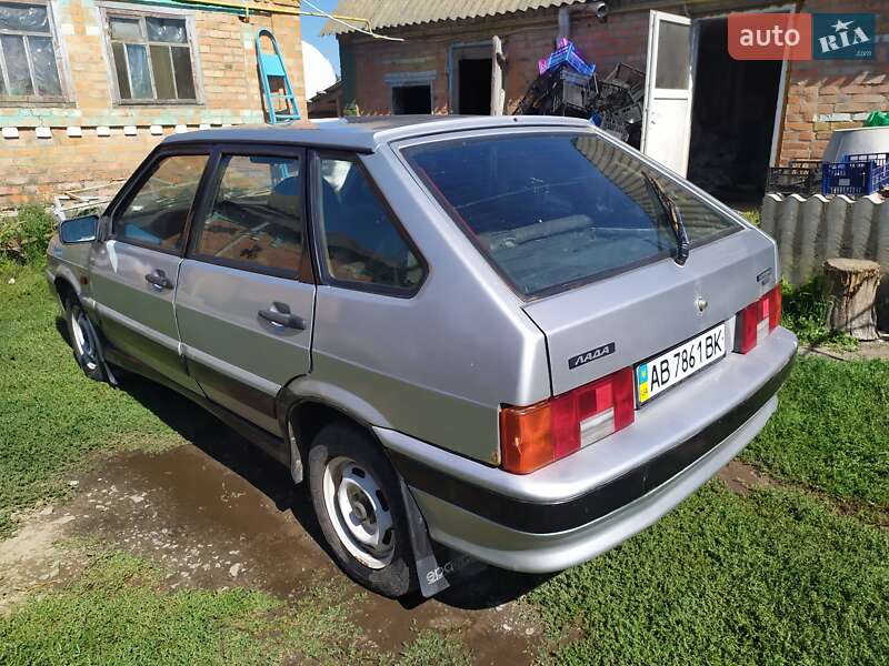 Хэтчбек ВАЗ / Lada 2114 Samara 2004 в Виннице