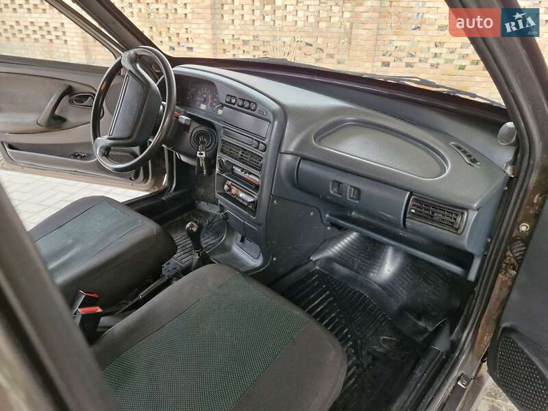 Хэтчбек ВАЗ / Lada 2114 Samara 2013 в Переяславе