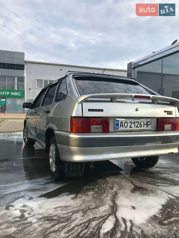 Хэтчбек ВАЗ / Lada 2114 Samara 2005 в Мукачево