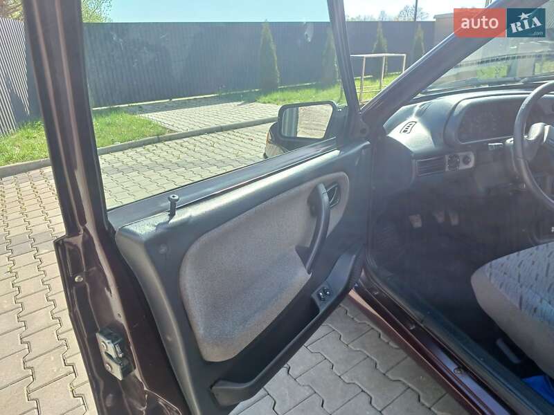 Хетчбек ВАЗ / Lada 2114 Samara 2011 в Ужгороді
