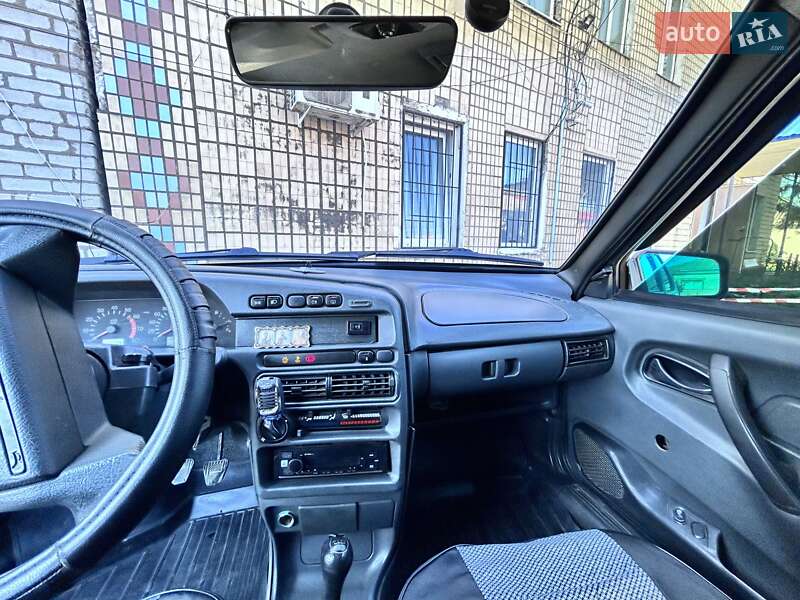 Хетчбек ВАЗ / Lada 2114 Samara 2004 в Братському