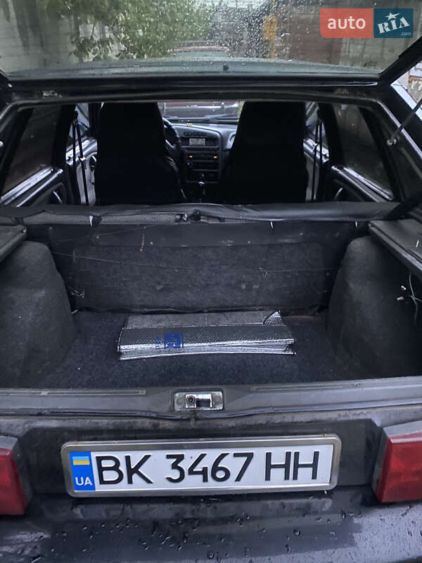 Хетчбек ВАЗ / Lada 2114 Samara 2010 в Сарнах