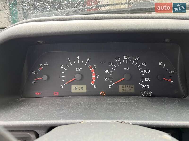 Хэтчбек ВАЗ / Lada 2114 Samara 2010 в Житомире