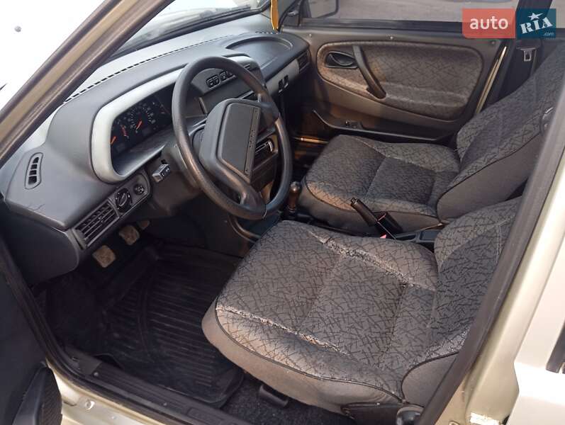Хэтчбек ВАЗ / Lada 2114 Samara 2006 в Бориславе