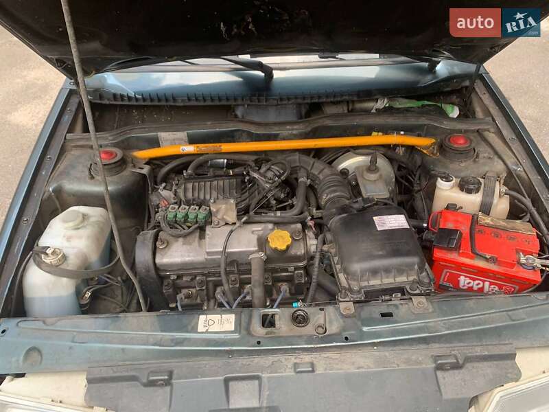Хэтчбек ВАЗ / Lada 2114 Samara 2008 в Киеве