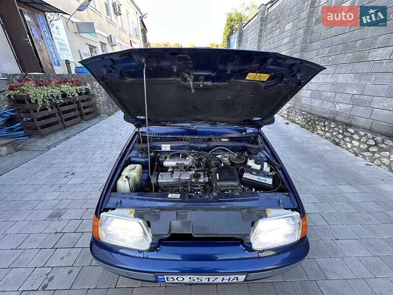 Хэтчбек ВАЗ / Lada 2114 Samara 2005 в Тернополе