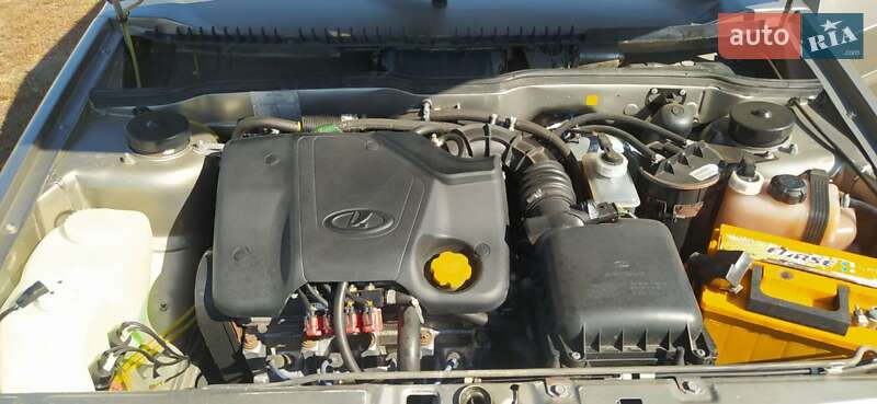 Хэтчбек ВАЗ / Lada 2114 Samara 2008 в Киеве фото 4 Хэтчбек ВАЗ / Lada 2114 Samara 2008 в Киеве