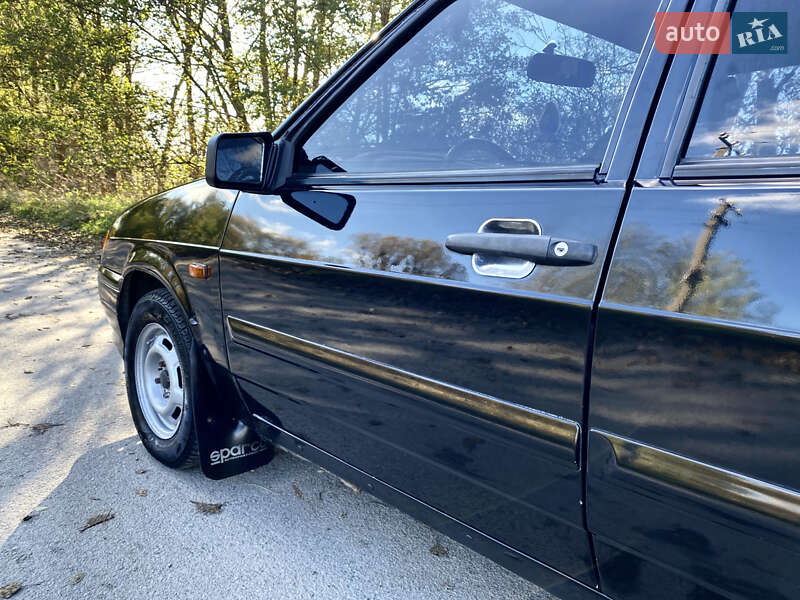 Хэтчбек ВАЗ / Lada 2114 Samara 2008 в Мирополе фото 11 Хэтчбек ВАЗ / Lada 2114 Samara 2008 в Мирополе