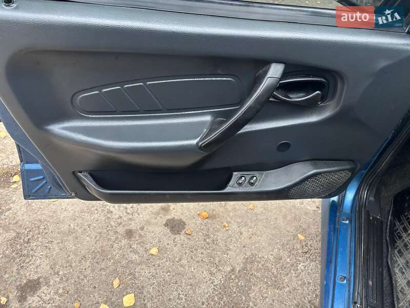 Хэтчбек ВАЗ / Lada 2114 Samara 2005 в Тернополе фото 3 Хэтчбек ВАЗ / Lada 2114 Samara 2005 в Тернополе