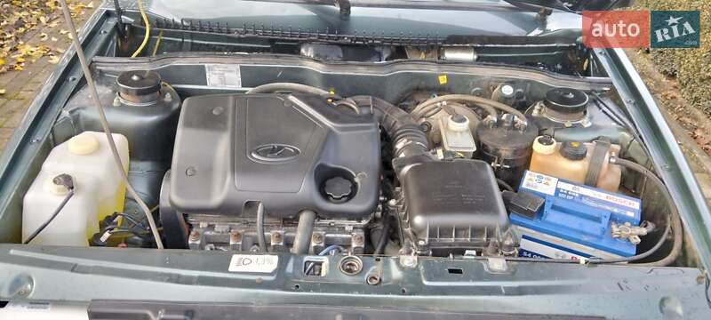 Хэтчбек ВАЗ / Lada 2114 Samara 2010 в Толстом