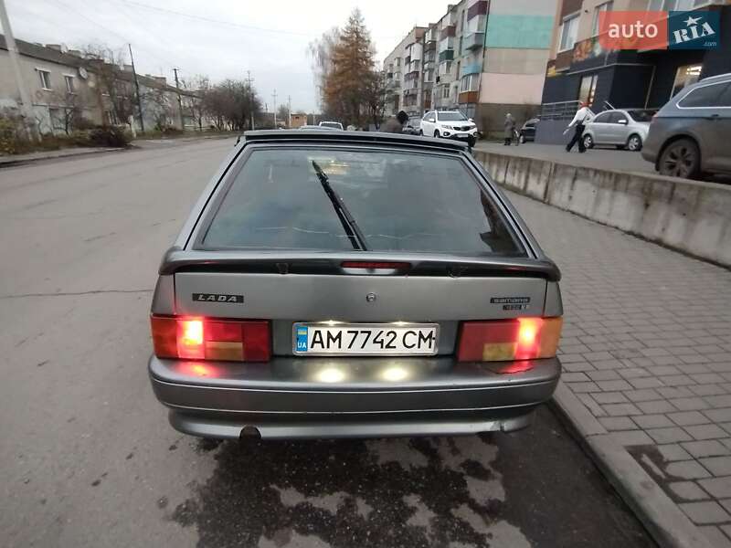 Хэтчбек ВАЗ / Lada 2114 Samara 2005 в Мирополе фото 3 Хэтчбек ВАЗ / Lada 2114 Samara 2005 в Мирополе