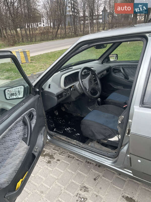 Хетчбек ВАЗ / Lada 2114 Samara 2007 в Моршині фото 6 Хетчбек ВАЗ / Lada 2114 Samara 2007 в Моршині