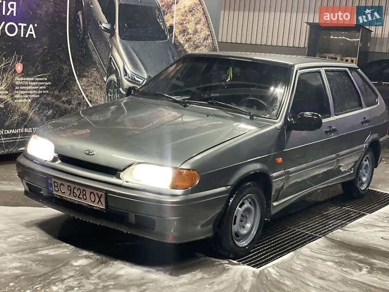 Хэтчбек ВАЗ / Lada 2114 Samara 2004 в Львове