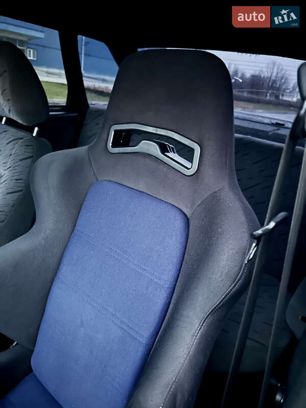 Хэтчбек ВАЗ / Lada 2114 Samara 2011 в Харькове