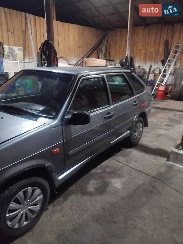 Хэтчбек ВАЗ / Lada 2114 Samara 2009 в Ивано-Франковске фото 5 Хэтчбек ВАЗ / Lada 2114 Samara 2009 в Ивано-Франковске