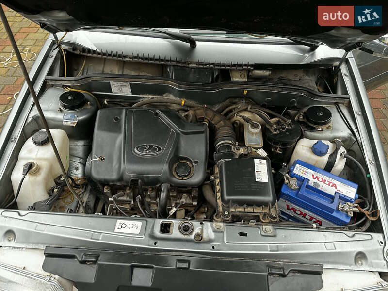 Хетчбек ВАЗ / Lada 2114 Samara 2010 в Івано-Франківську