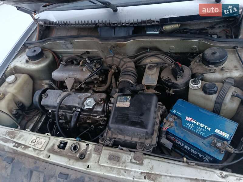 Хэтчбек ВАЗ / Lada 2114 Samara 2004 в Ивано-Франковске фото 6 Хэтчбек ВАЗ / Lada 2114 Samara 2004 в Ивано-Франковске