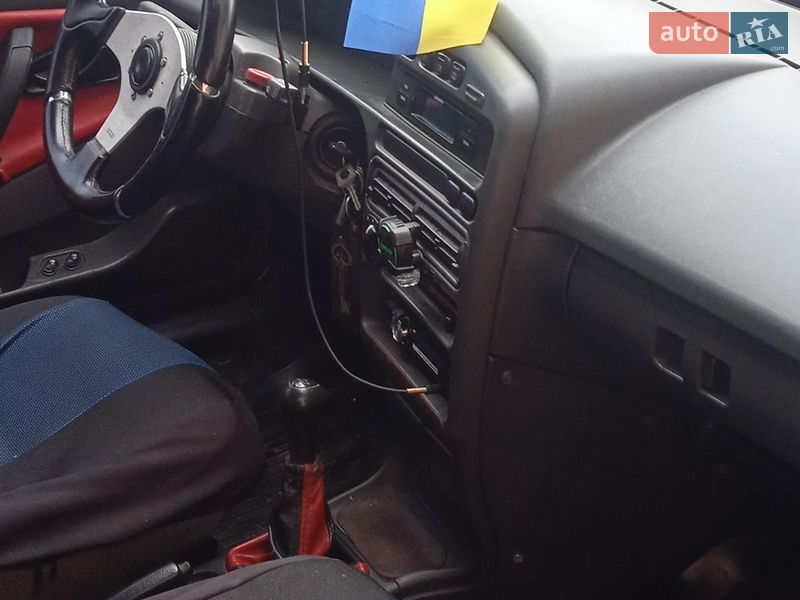 Хэтчбек ВАЗ / Lada 2114 Samara 2007 в Золочеве