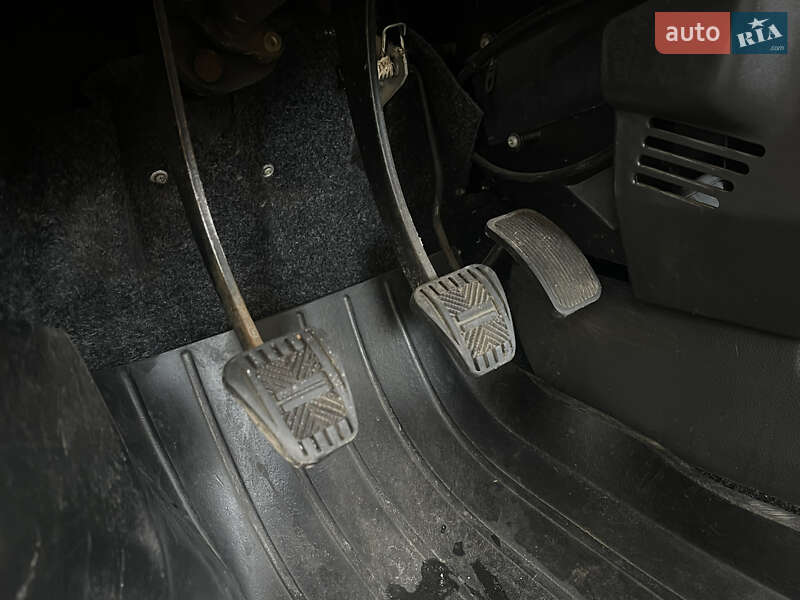 Седан ВАЗ / Lada 2115 Samara 1998 в Киеве