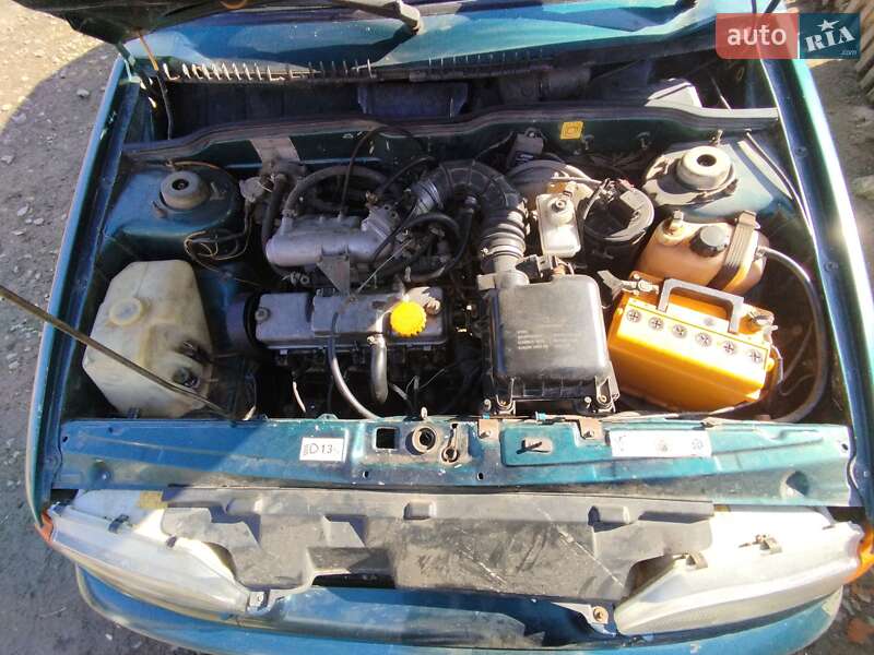 Седан ВАЗ / Lada 2115 Samara 2003 в Деражне
