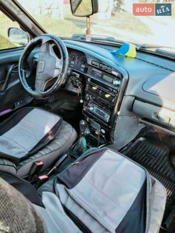 Седан ВАЗ / Lada 2115 Samara 2002 в Новодністровську фото 4 Седан ВАЗ / Lada 2115 Samara 2002 в Новодністровську