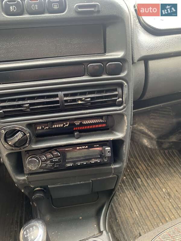 Седан ВАЗ / Lada 2115 Samara 2002 в Ужгороді фото 6 Седан ВАЗ / Lada 2115 Samara 2002 в Ужгороді