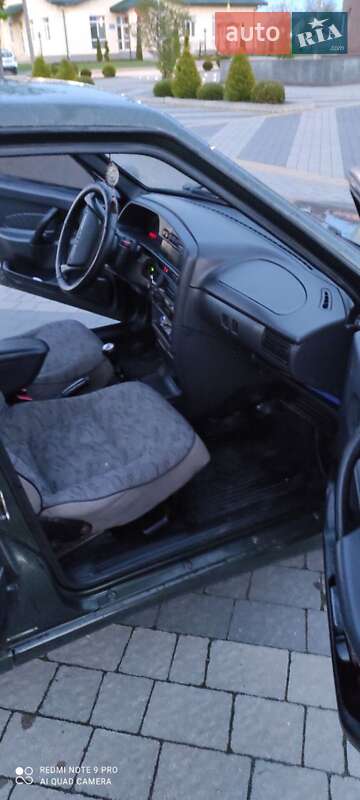 Седан ВАЗ / Lada 2115 Samara 2004 в Львові