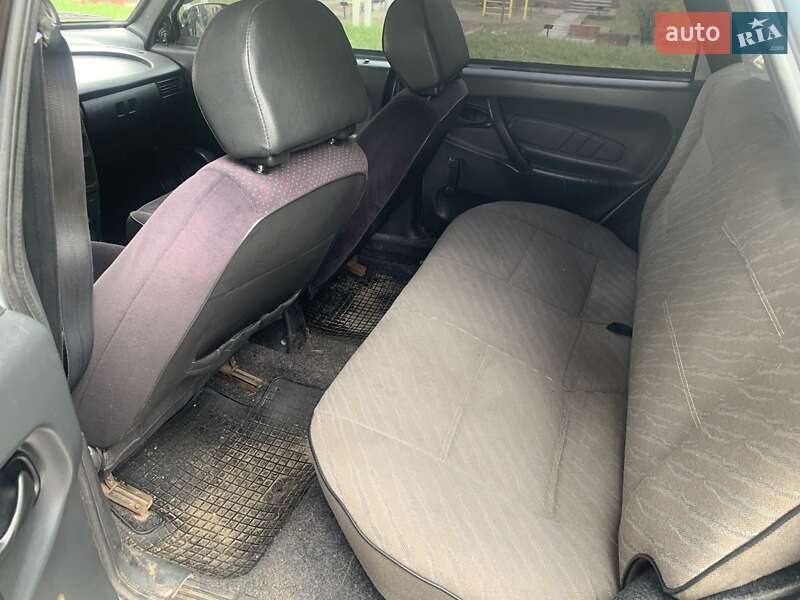 Седан ВАЗ / Lada 2115 Samara 2004 в Славутиче