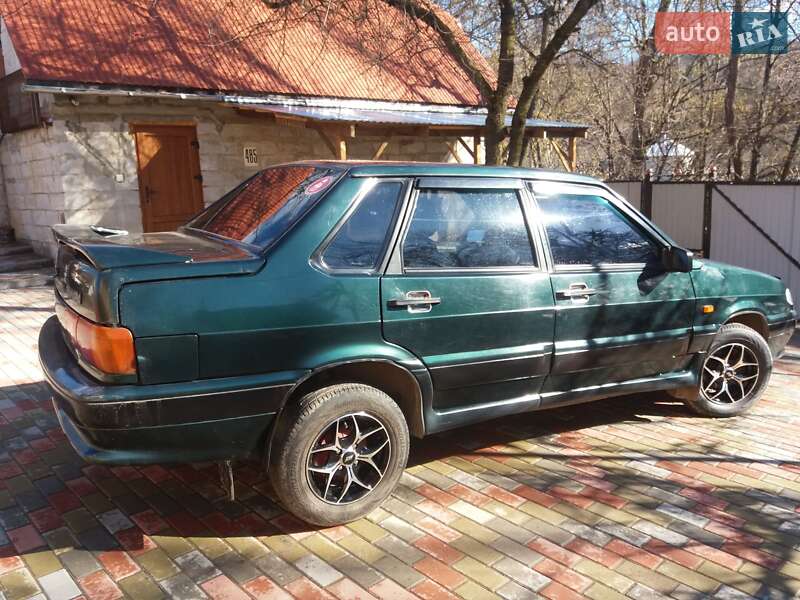 Седан ВАЗ / Lada 2115 Samara 2003 в Сваляві