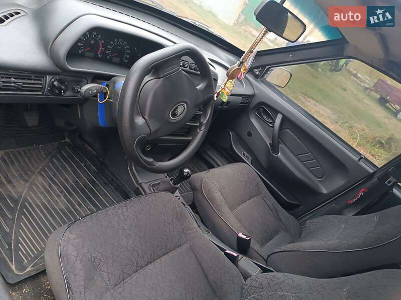 Седан ВАЗ / Lada 2115 Samara 2005 в Києві