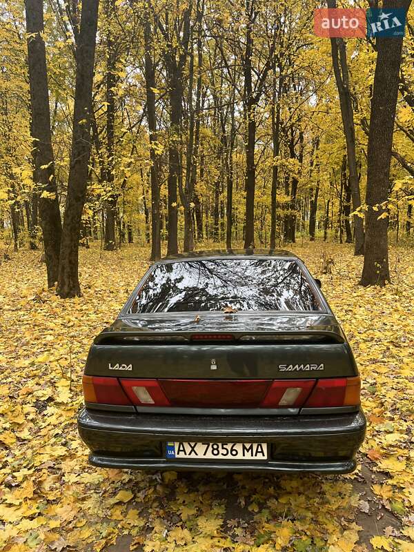 Седан ВАЗ / Lada 2115 Samara 2001 в Валках