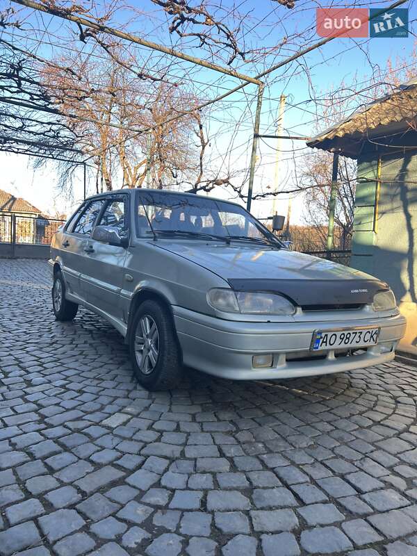 Седан ВАЗ / Lada 2115 Samara 2002 в Ужгороде