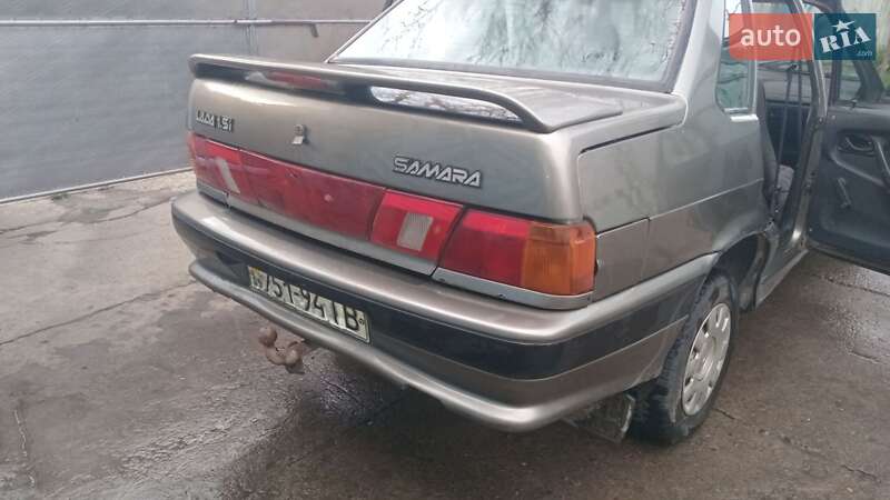 Седан ВАЗ / Lada 2115 Samara 2002 в Городенці