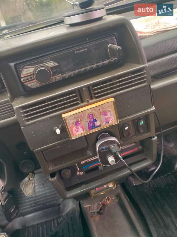 Седан ВАЗ / Lada 2115 Samara 1999 в Ананьїві