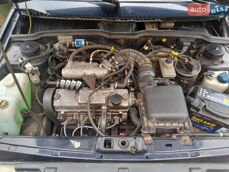 Седан ВАЗ / Lada 2115 Samara 2006 в Житомире