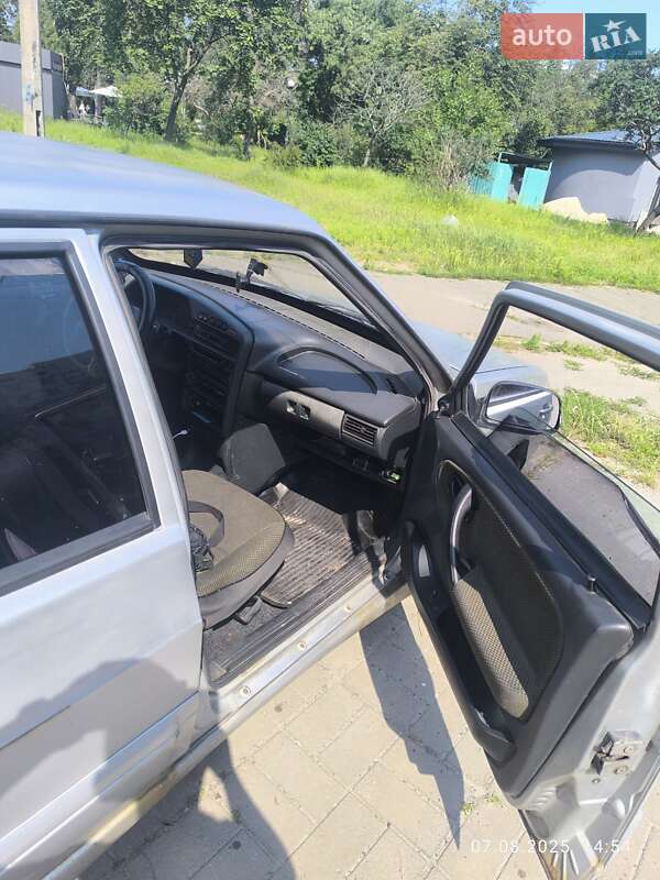 Седан ВАЗ / Lada 2115 Samara 2006 в Киеве