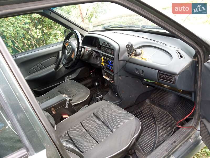 Седан ВАЗ / Lada 2115 Samara 2011 в Долинской