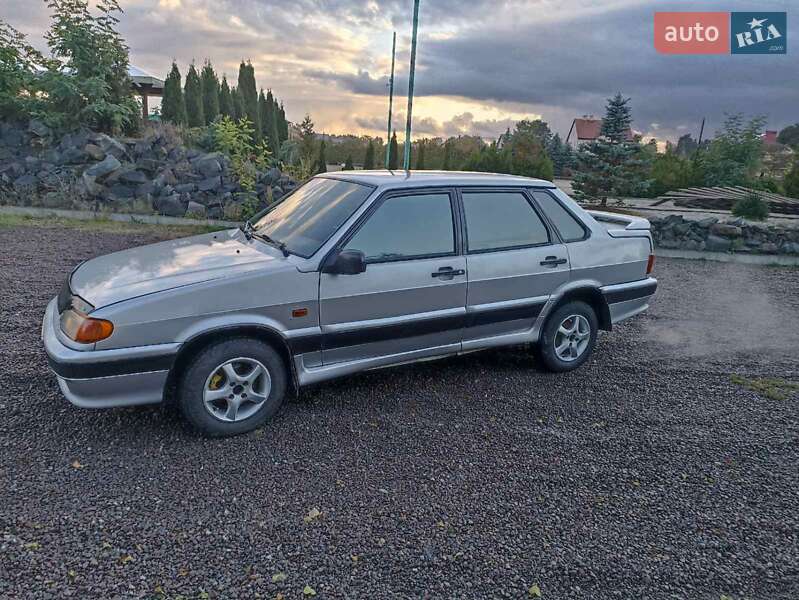 Седан ВАЗ / Lada 2115 Samara 2004 в Львове