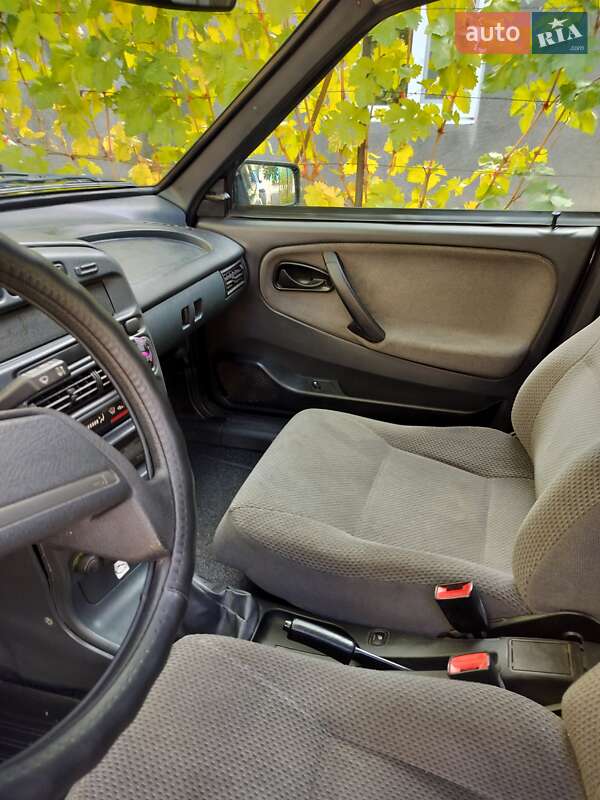 Седан ВАЗ / Lada 2115 Samara 2010 в Николаеве