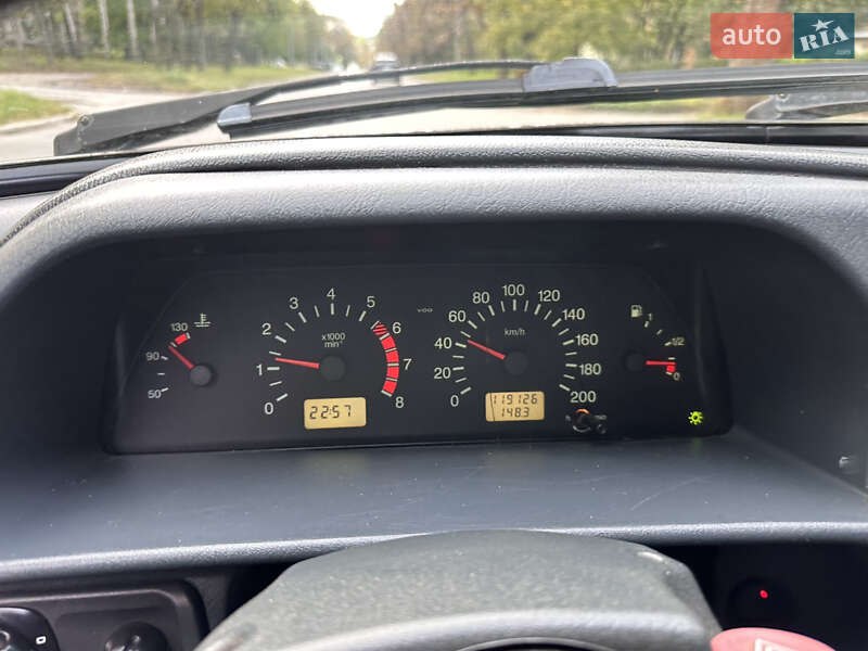 Седан ВАЗ / Lada 2115 Samara 2010 в Тернополі