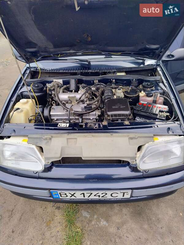 Седан ВАЗ / Lada 2115 Samara 2005 в Славуті