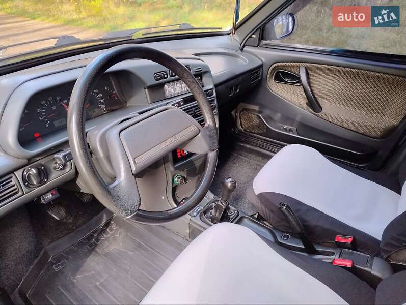 Седан ВАЗ / Lada 2115 Samara 2005 в Славуті